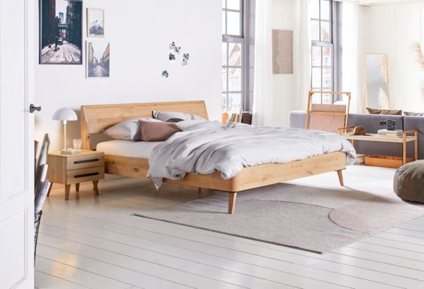 Eikenhouten bed